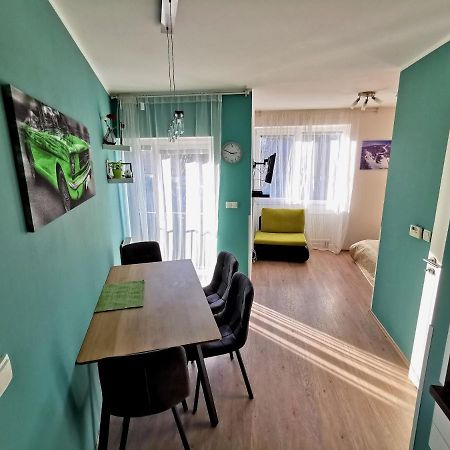 Apartman Mustang Klinovec Loucna pod Klinovcem Ngoại thất bức ảnh