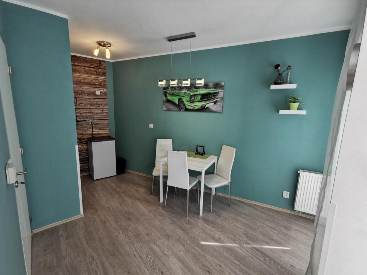 Apartman Mustang Klinovec Loucna pod Klinovcem Ngoại thất bức ảnh