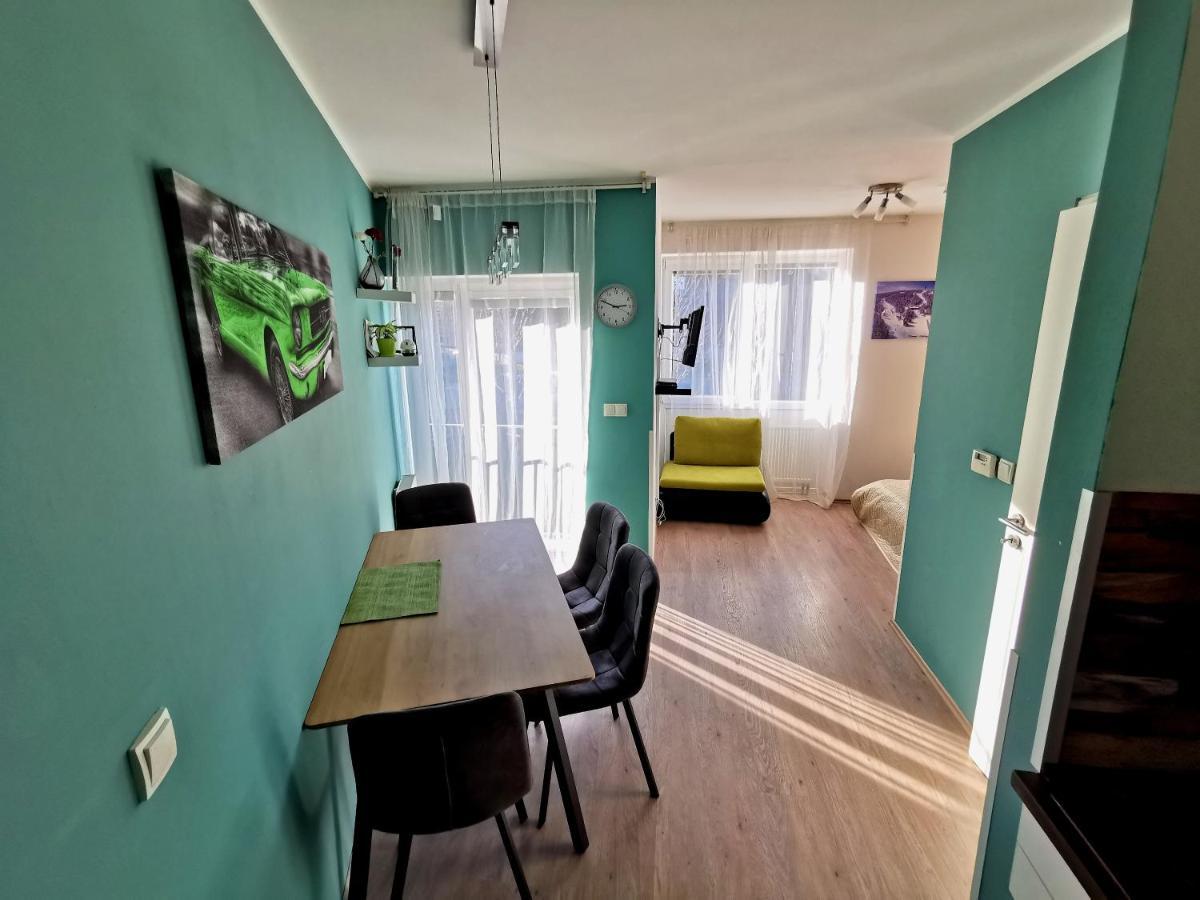 Apartman Mustang Klinovec Loucna pod Klinovcem Ngoại thất bức ảnh