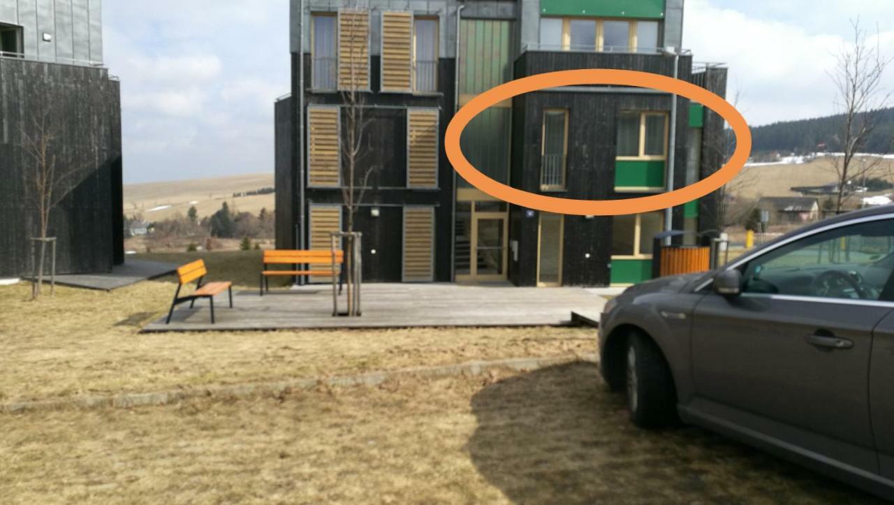 Apartman Mustang Klinovec Loucna pod Klinovcem Ngoại thất bức ảnh